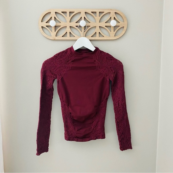 Free People Stretch Long Sleeve Top Maroon Sz XS/S - Picture 1 of 8